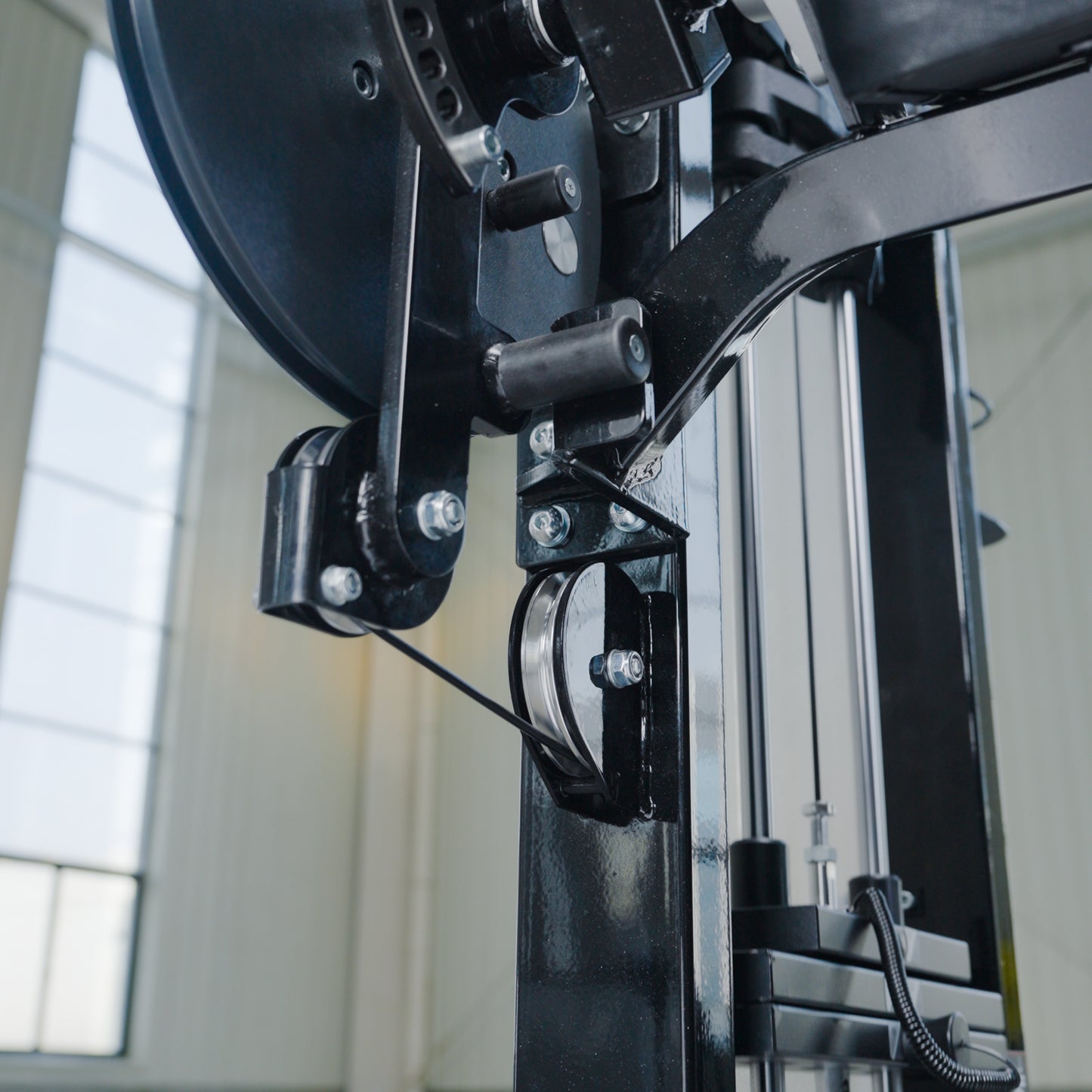 Dual Function Bicep Tricep Machine